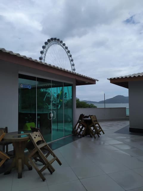 Flat Prédio Frente MAR, 