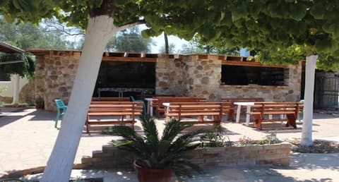 ANEMOMYLOS Lefkimmi LUXUS SUITES-BOUTIQUE HOTEL & POOL, 