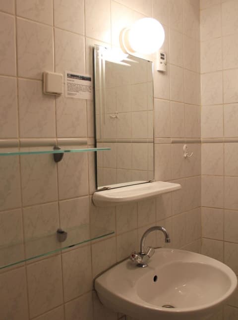 Buch-Ein-Bett Hostel, 