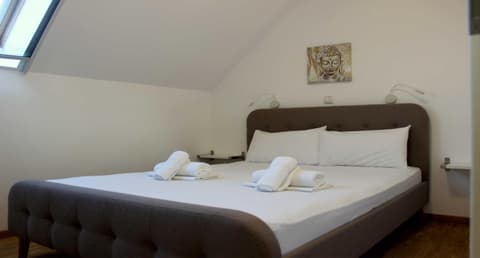 ANEMOMYLOS Lefkimmi LUXUS SUITES-BOUTIQUE HOTEL & POOL, 