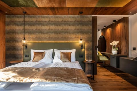 Ladinia Dolomites View - Adults Only, 