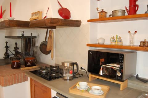 Il Cipresso Toscano Fibra e comfort nel cuore del Chianti Cozy flat in the heart of Chianti Smart working!, 