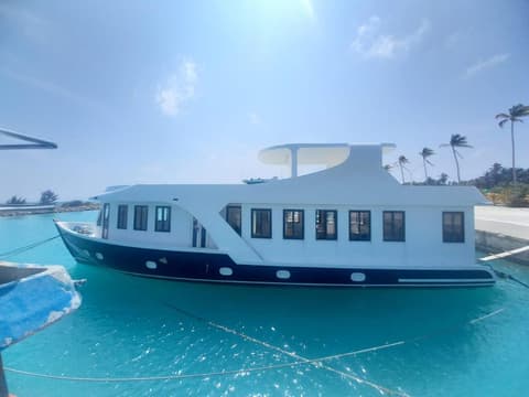 Island Life Maldives Retreat & Spa, 