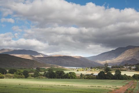 Blue Cow Barn - Boutique Farm, 