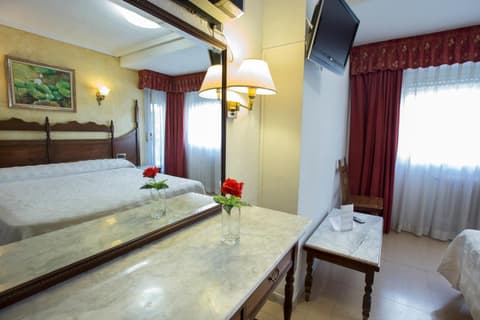 Hotel Reyes Catolicos, 