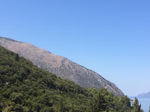 Giannatos' Studios - Makis, 