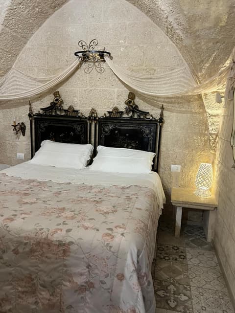 Palazzo Savoia 1856, 