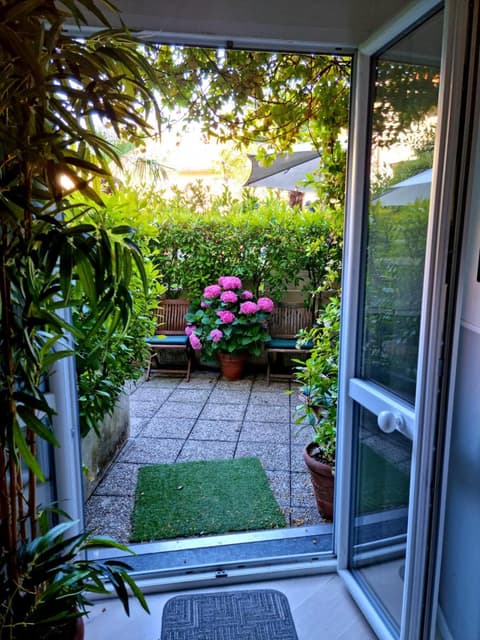 Victoria Royal Garden, 