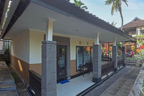 Dewi Sinta Hotel and Restaurant, 