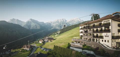 Kronplatz-Resort Hotel Kristall, 
