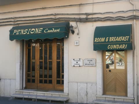 Hotel Pensione Cundari, 