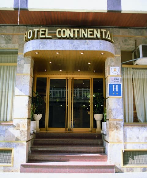HOTEL CONTINENTAL, 