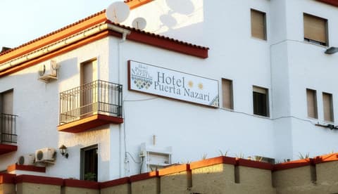 Hotel Puerta Nazarí, 