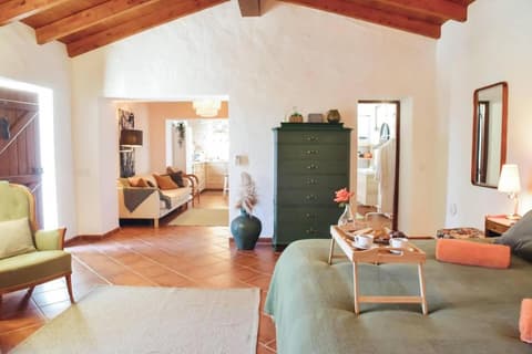 Cosy Farmhouse Quinta da Eira 140 years old, 