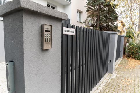 Miłe studio z ogródkiem i osobnym wejsciem, 