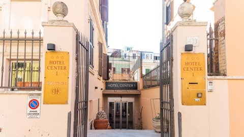Hotel Center 1, 