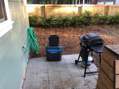 Cozy Island Cottage, 