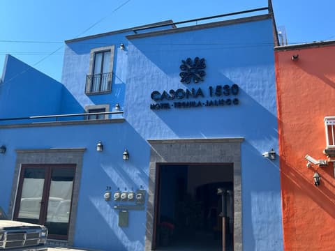 Casona 1530, 