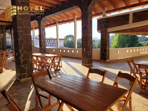 Hotel Tierras Blancas, 