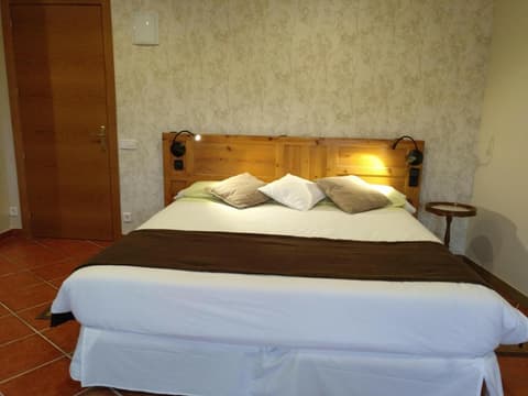 Mas Trucafort - Masia Braseria - Alojamiento Adults only, 