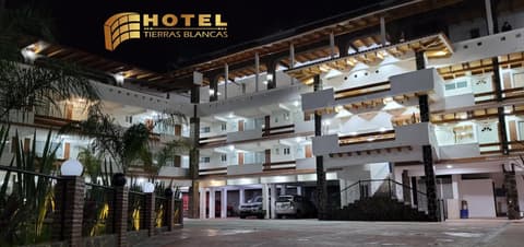 Hotel Tierras Blancas, 