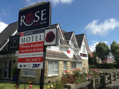 Rose Court Motel, 