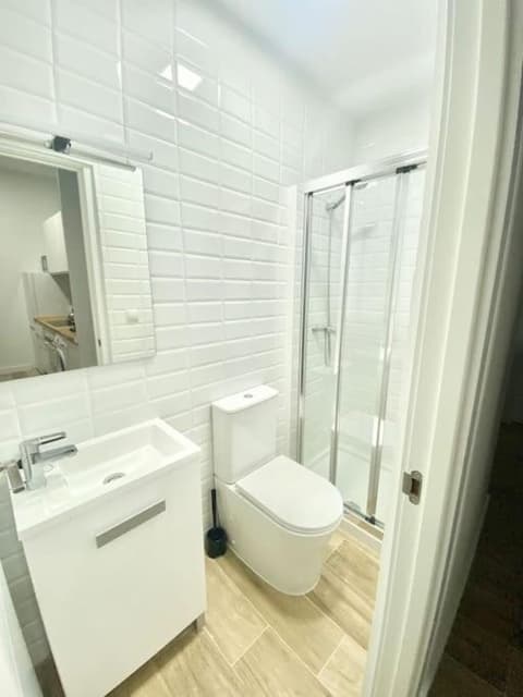 Puente Praga Aparment, 