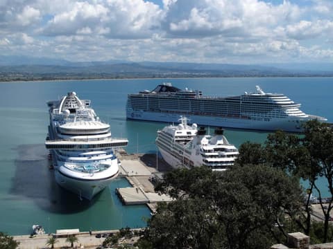 Orizontes View Hotel, 