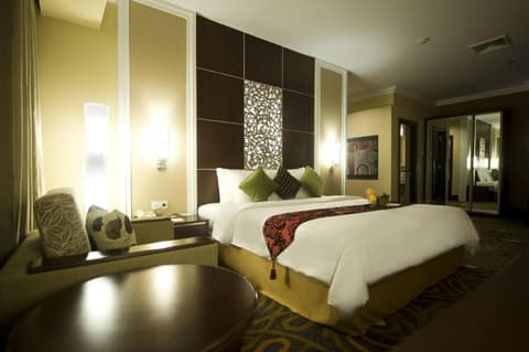 Emerald Garden International Hotel, 