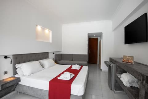 Delfinia Resort - All Inclusive, 