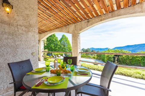 VILLA ROCHE GRISE - Berre-les-Alpes, 