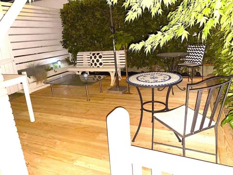 VILLA ORCHARD Frankfurt, 