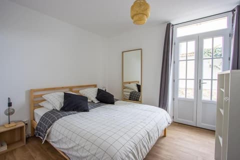 Appartement avec terrasse et parking, à Meaux, 