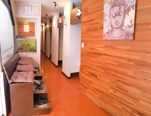 Hotel California Suite, 