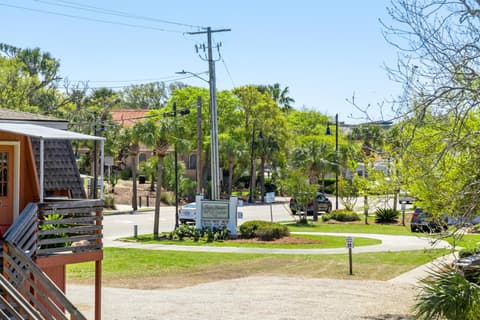 Hotel Folly with Marsh and Sunset Views, 