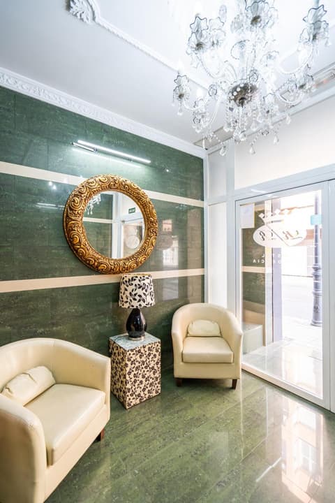 Hostal RR Feria by Beleret, 