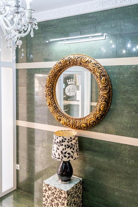 Hostal RR Feria by Beleret, 