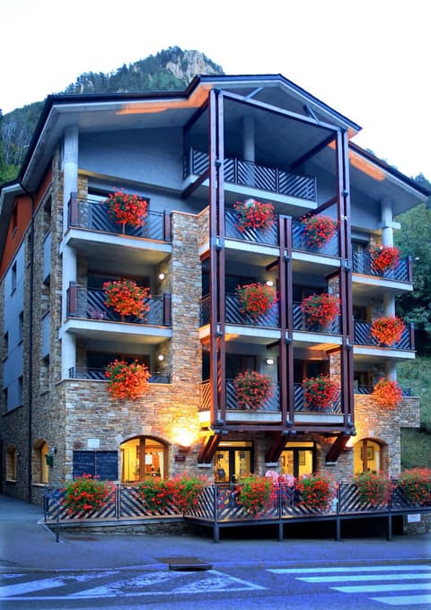 Vista Arinsal Apartments, 
