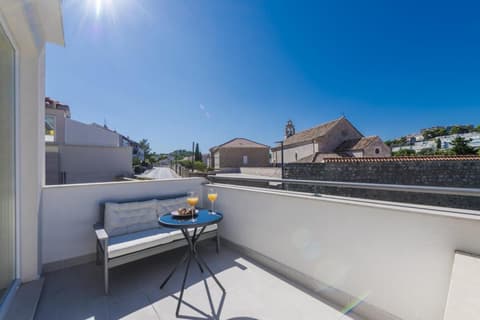 Apartment & Rooms Primi with FREE PARKING, 