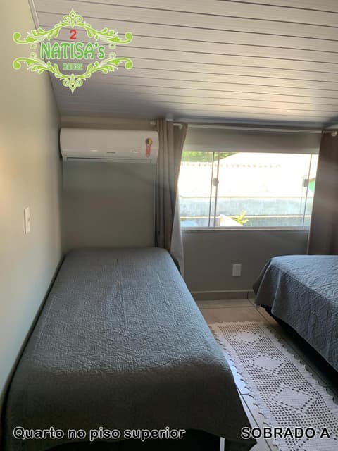 Sobrados aconchegante com piscina "Natisashouse", 