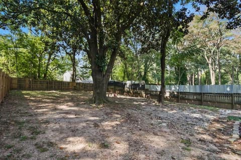 4-Bed 2-Bath Pet Friendly Home in Heart of Atlanta, 