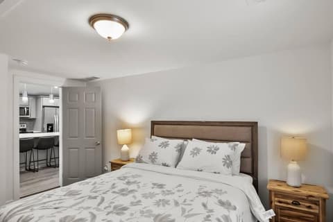 4-Bed 2-Bath Pet Friendly Home in Heart of Atlanta, 