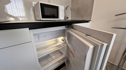 Air conditioned 1 room Apartment Vienna Gate, 1, 