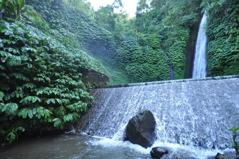 Meme Surung Guesthouse, 