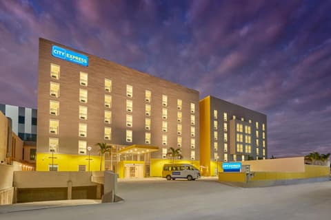 City Express by Marriott Cancun Aeropuerto, 