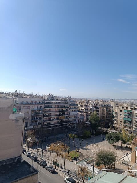 Sweet home in Athens, 