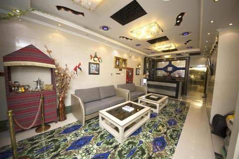 Hafez Hotel Apartments - Al Ras Metro Station, 