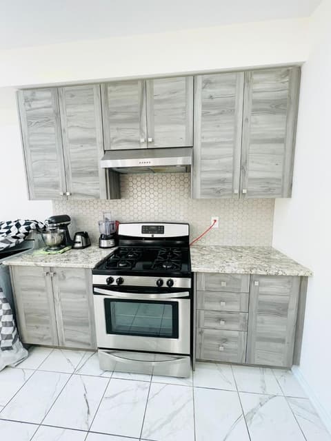 Niagara Falls House, 