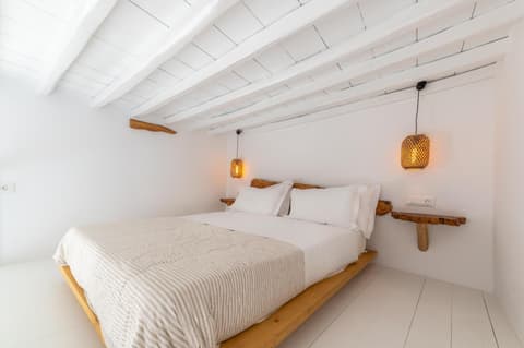 MYKONOS VIBES TOWN LOFT, 