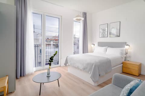 Limehome Valencia Carrer de Sant Jacint, 